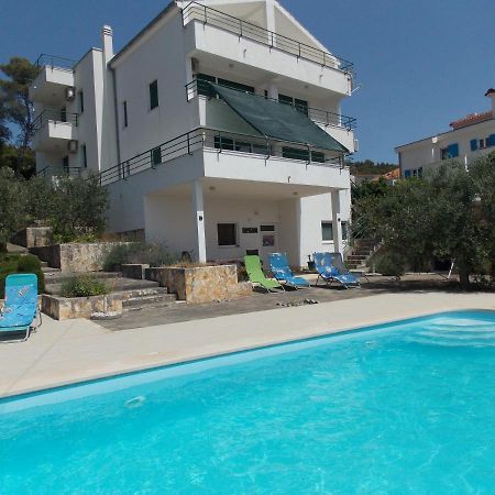 טרוגיר Apartments Villa Goja מראה חיצוני תמונה