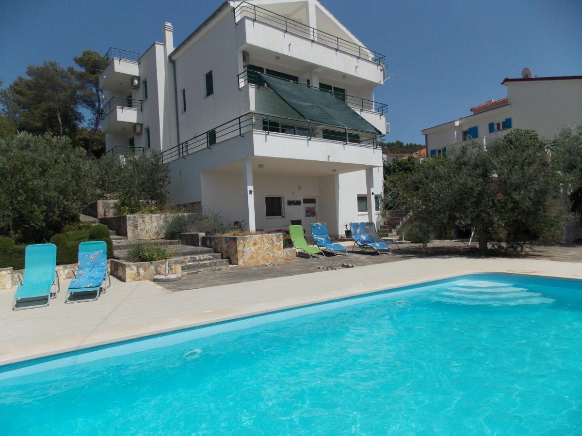 טרוגיר Apartments Villa Goja מראה חיצוני תמונה